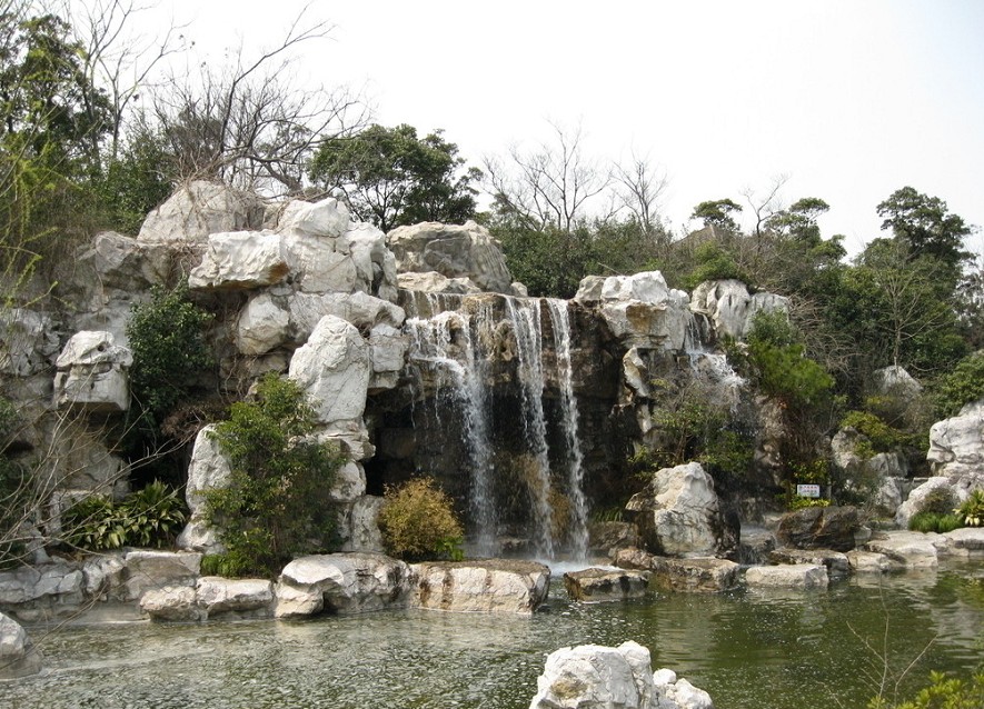 假山